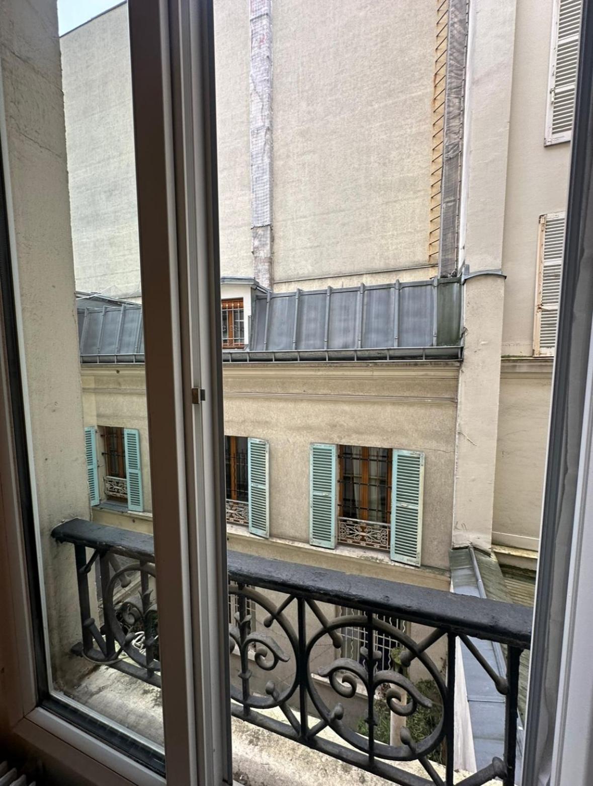 Bel Pres De La Place De La Republique Apartment *